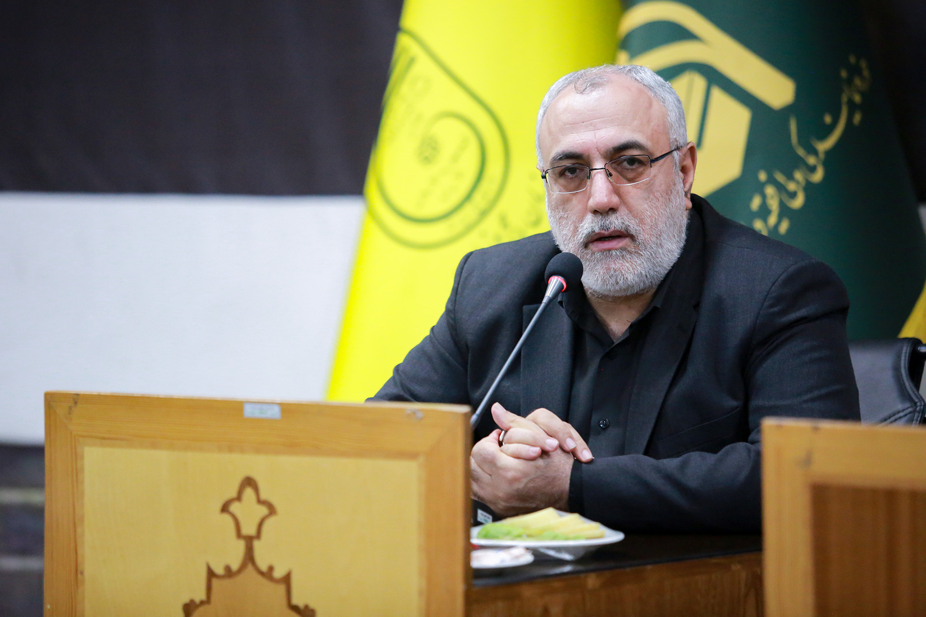 سفر زائران عمره گزار به هفته های آینده موکول شد