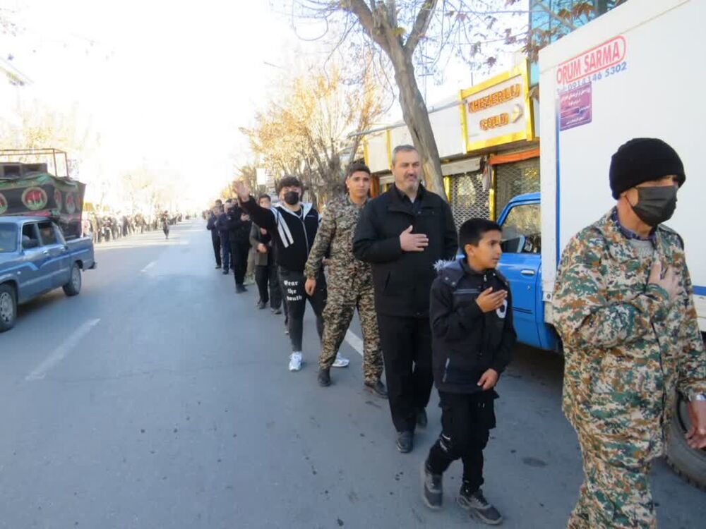 عزاداری متفاوت بچههای مسجد برای مادر سادات(س)