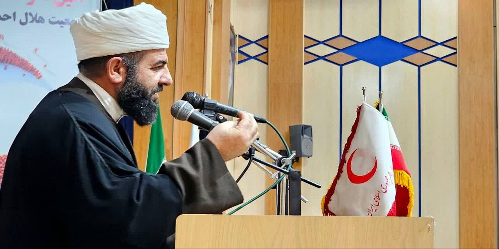 داوطلبان و خیرین افراد ارزشمند جمعیت هلال احمر هستند