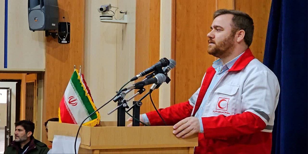 داوطلبان و خیرین افراد ارزشمند جمعیت هلال احمر هستند