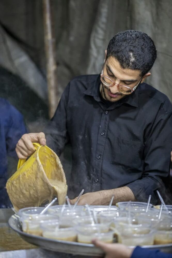 پخت حلیم در کانون دوستان آسمانی جهرم