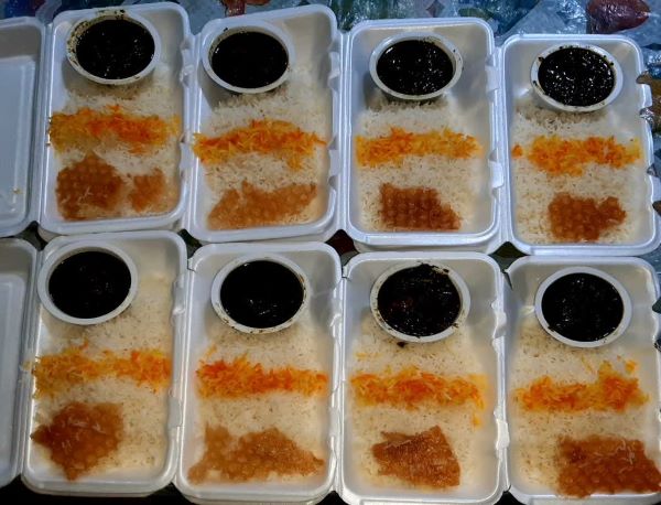 مسجدی که پناه بیخانمانها در شبهای سرد زمستان است