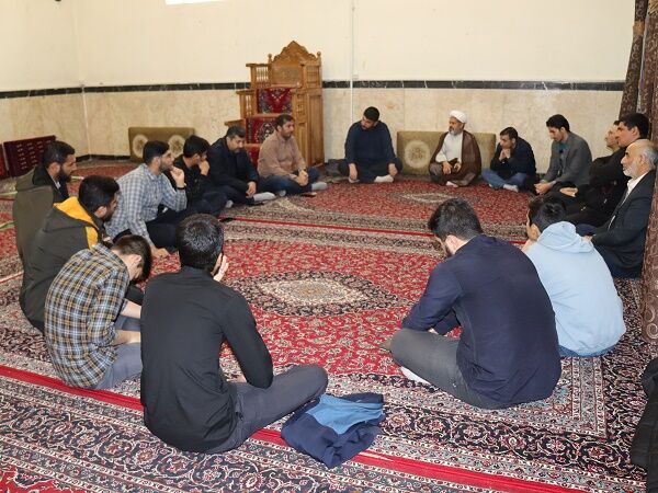 بررسی وضعیت کانونهای فرهنگی هنری مساجد شهرستان بروجرد