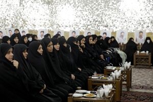 پدران و مادران شهدا الگوهایی از تقوا و صبر و مقاومتاند