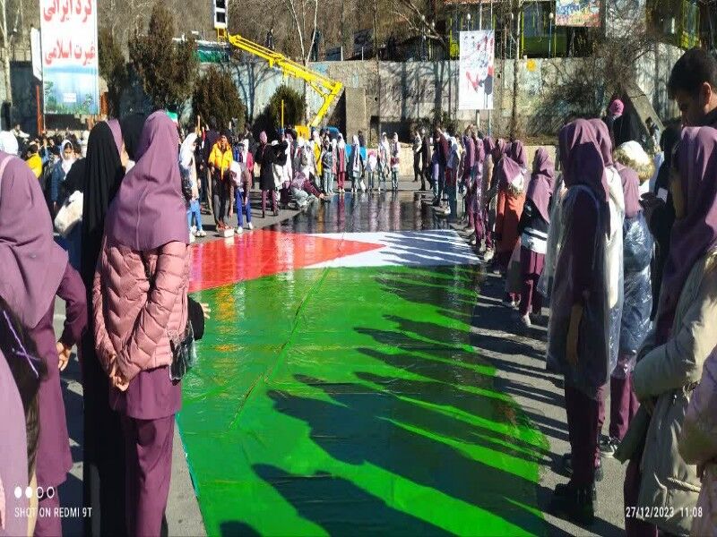 اجتماع بزرگ «کرد ایرانی، غیرت اسلامی» در مریوان