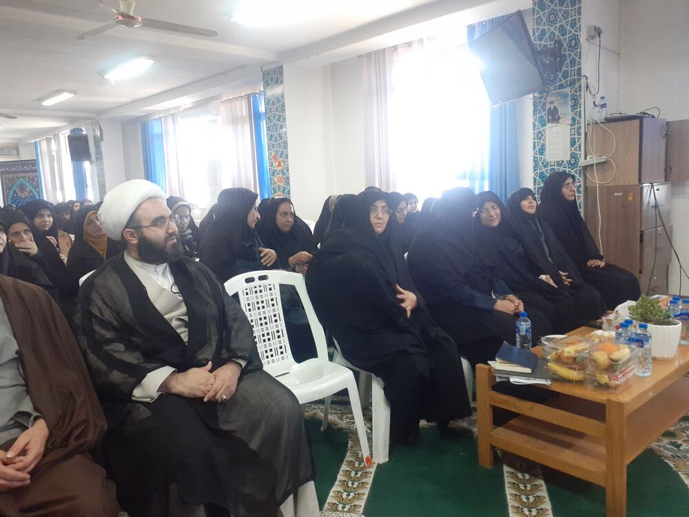 دانشجو معلمان پردیس فاطمه زهرا (س) ساری خادمیار رضوی می شوند