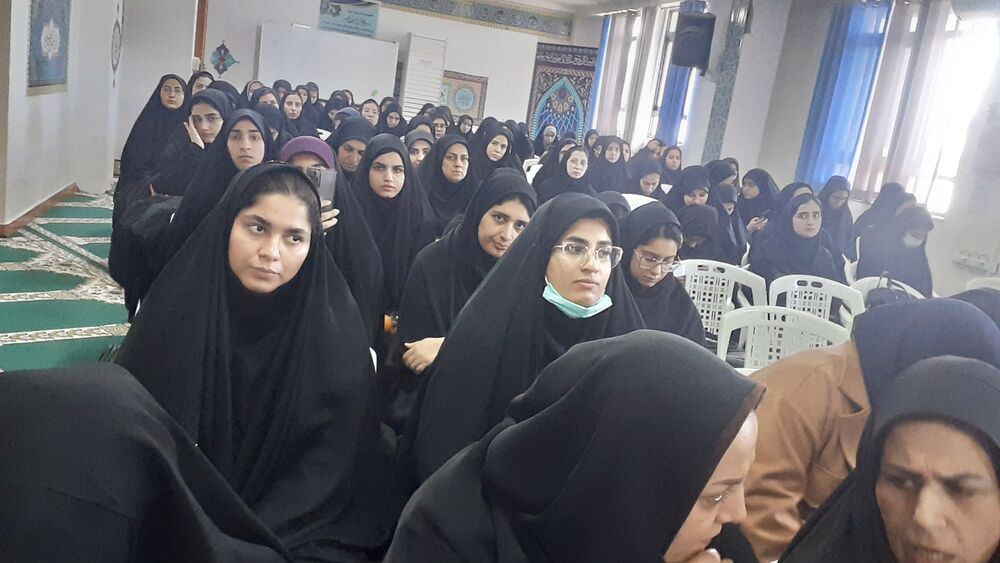 دانشجو معلمان پردیس فاطمه زهرا (س) ساری خادمیار رضوی می شوند