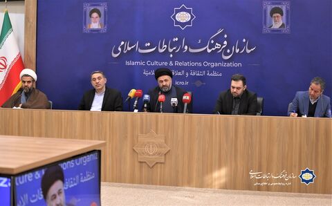 ما باید با دیپلماسی قرآنی به دنبال نزدیک کردن قلب‌هایمان به یکدیگر باشیم