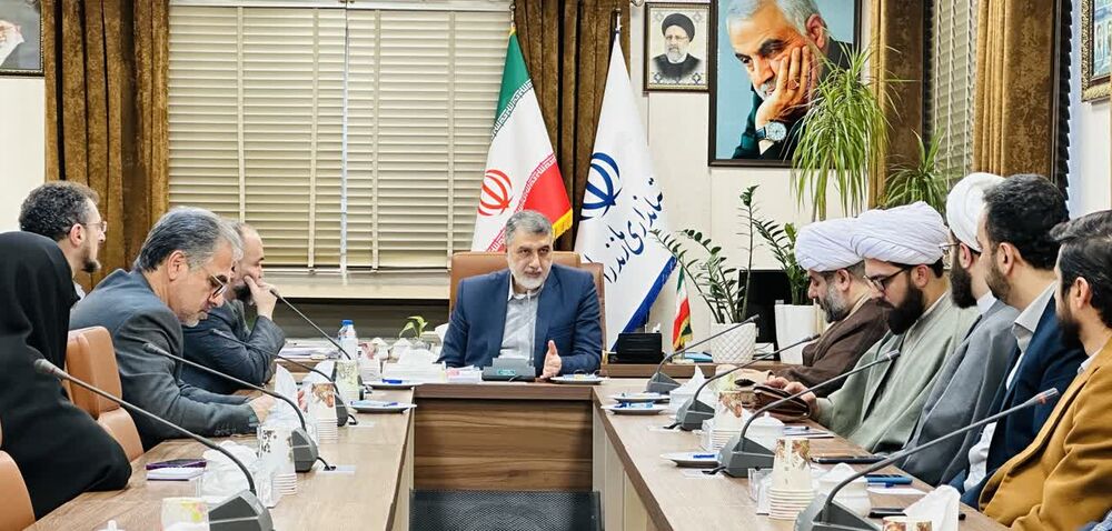 ریل گذاری توسعه باید از مسیر فرهنگ عبور کند