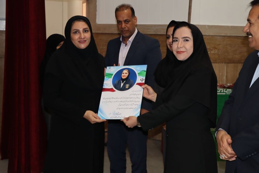 همایش بزرگ تجلیل از مادران قهرمان پرور و بانوان ورزشی در زاهدان