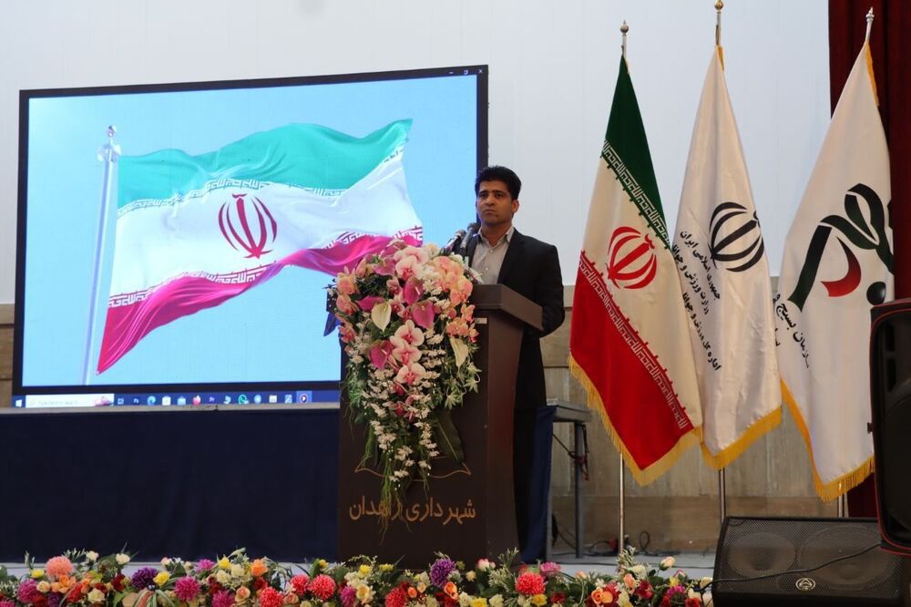 همایش بزرگ تجلیل از مادران قهرمان پرور و بانوان ورزشی در زاهدان