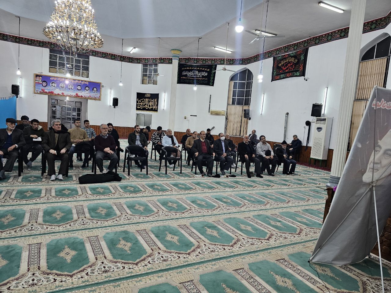 تمام وجود شهید سلیمانی با عشق به اهلبیت(ع) عجین شده بود