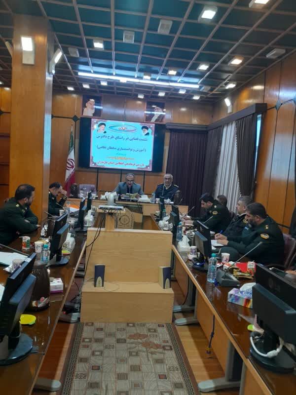 ضابطین انتظامی برای مرور قوانین همانند اقامه نماز دغدغه داشته باشند