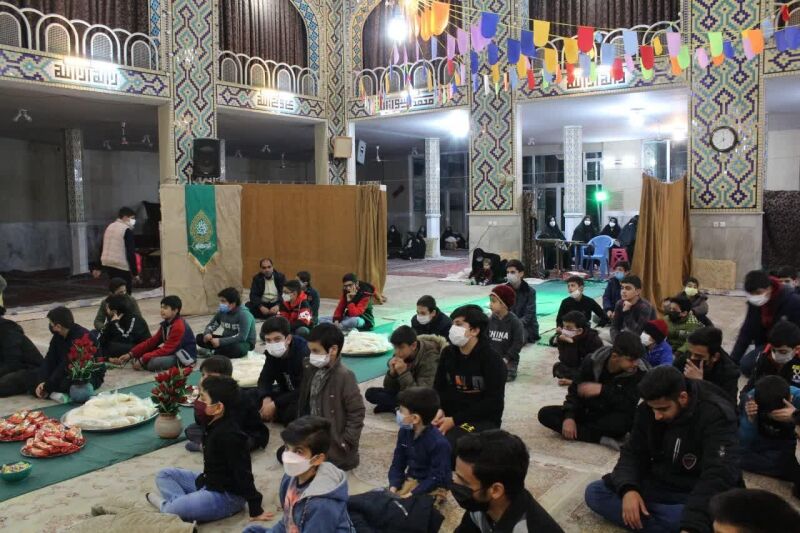 خانوادهها از خدمات کانونهای مساجد بیبهره نمانند