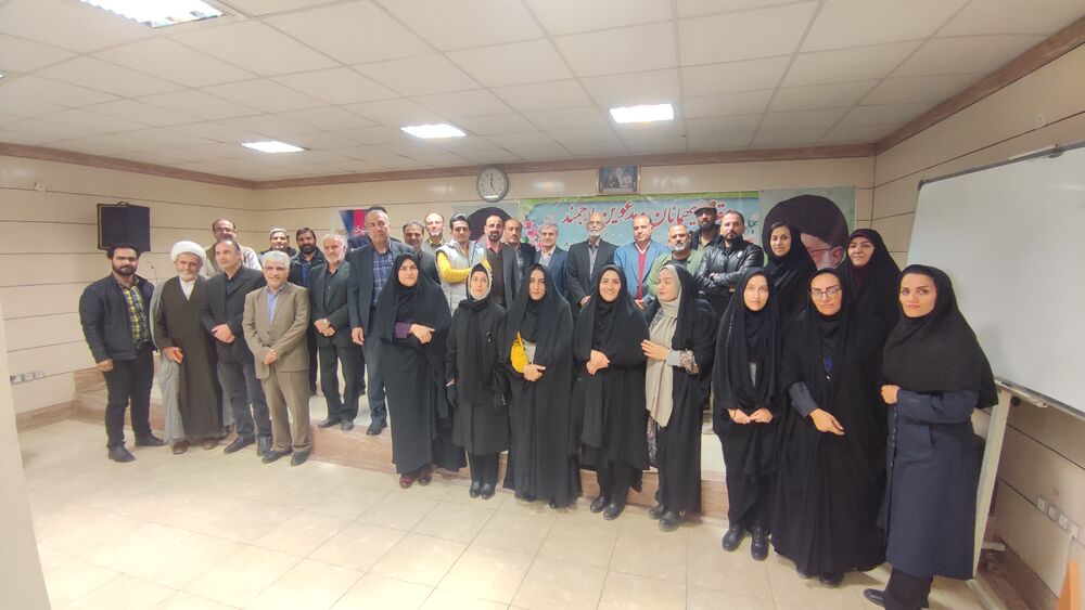 برگزاری همایش «تجلیل دانشجو از مقام استاد» در مرکز علمی کاربردی آران و بیدگل