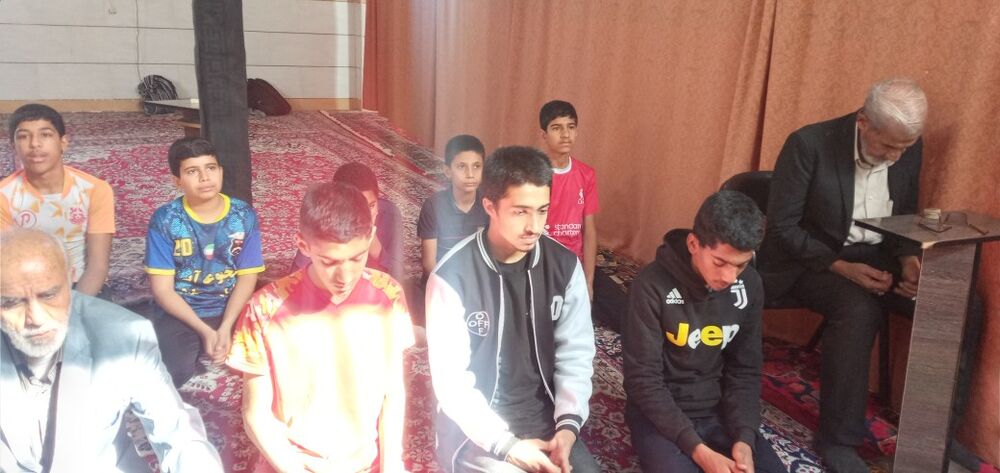 کانونی که مسجد را پاتوق نوجوانان کرده است