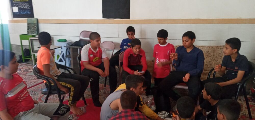 کانونی که مسجد را پاتوق نوجوانان کرده است