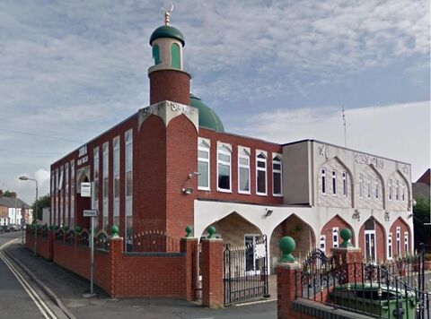 مرکز مشاوره مسجد «بنبری» در انگلیس افتتاح شد