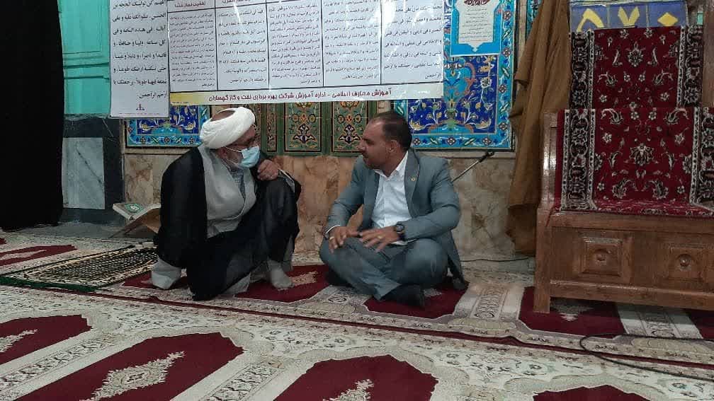 طرح ملی «هر مسجد یک حقوق دان» به مسجد امام حسین (ع) گچساران رسید