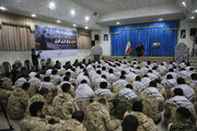 گزارش تصویری/ دیدار سربازان گردان حضرت علی اکبر(ع) با نماینده ولی فقیه در خراسان جنوبی