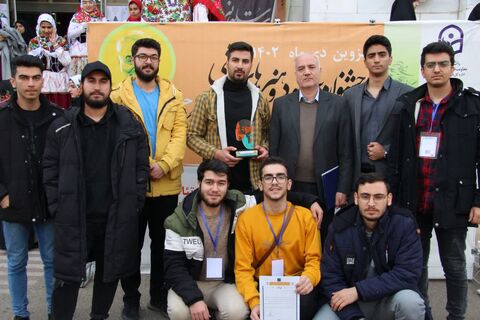 درخشش دانشجومعلمان کردستانی در جشنواره سرود و هنرهای نمایشی