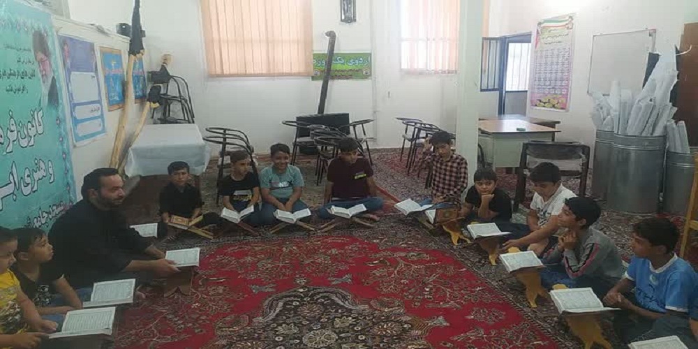 ایجاد انگیزه برای حفظ قرآن از اهداف طرح «مسجد، پایگاه قرآنی» است