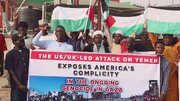 فیلم / شیعیان نیجریه پرچم اسرائیل و آمریکا را به آتش کشیدند