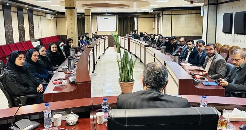 زمینه مسئولیت پذیری رأی اولی ها در انتخابات فراهم شود