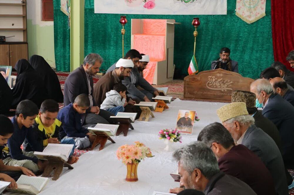 از تحلیل مدیریت و آسیبها تا راهبردهای برای جذب جوانان به مسجد