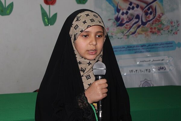 مادران قرآنی کانون فرهنگی هنری کرامت شهر قیدار تجلیل شدند