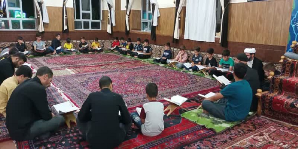 نقش پایگاه قرآنی در تربیت انسانهای مومن و انقلابی مهم است