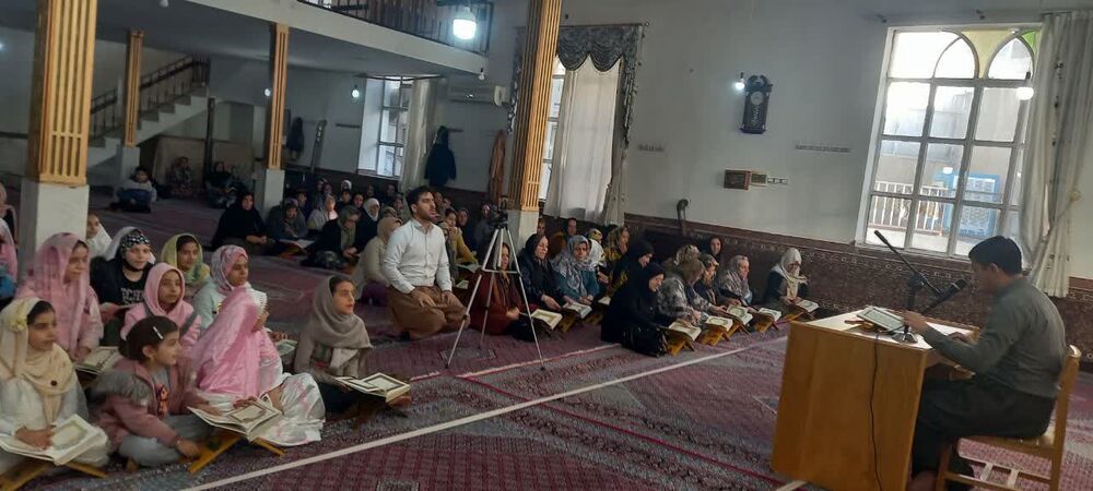 دهه نودیهای سنندجی همنشین کلام الهی