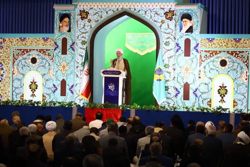 لزوم توجه به مدیریت فرهنگی اعتکاف| پدر خوبی برای فرزندانمان باشیم