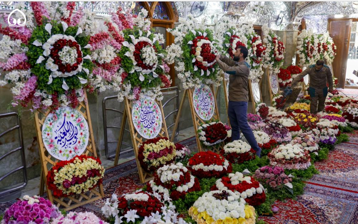 گل آرایی آستان مطهر علوی با ۲۵۰۰ گل طبیعی به مناسبت میلاد امام علی(ع)+ عکس