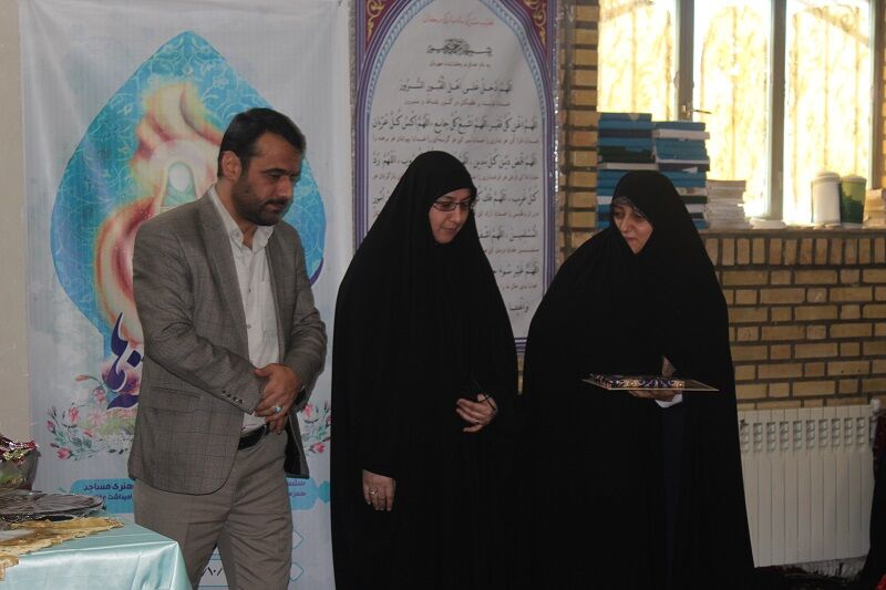 زنان، نقش اثرگذاری در پیروزی انقلاب و تثبیت نظام جمهوری اسلامی دارند