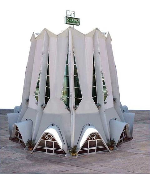 مسجدی که در ۶۰ سال گذشته پایگاه تبیین بوده است