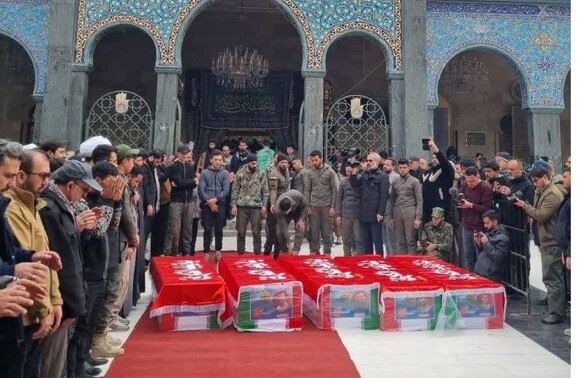 تشییع پیکر شهدای مدافع حرم در شهرک شهید محلاتی