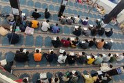 اعتکاف دانش‌آموزی در مسجد شهدای راه‌آهن اندیمشک
