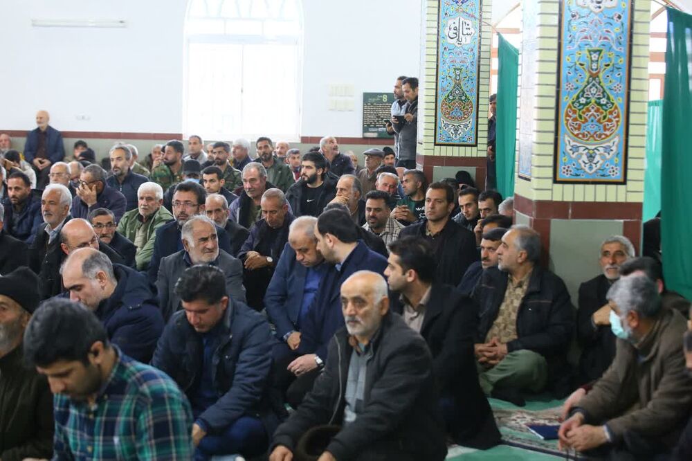 دشمن میخواهد ملت در امتحان ۱۱ اسفند مردود شود