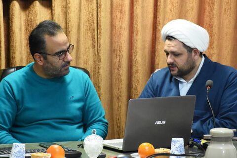 روحانی ها مراجع فرهنگی هستند