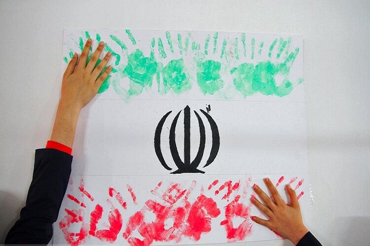 همت رسانه ملی برای روایت نقش مردم در انقلاب اسلامی؛ گامی به سوی تقویت هویت ملی