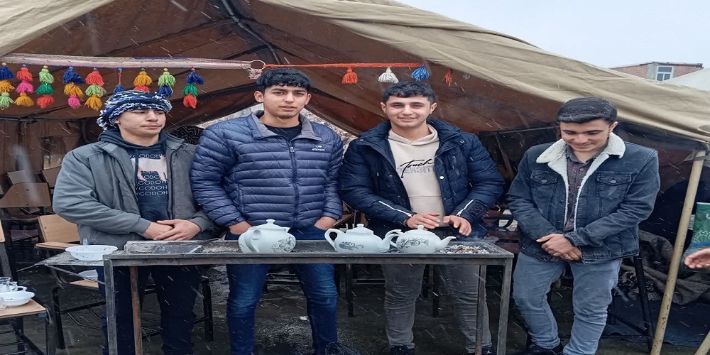 نمایشگاه صنایع دستی بچههای مسجد کانون فرهنگی و هنری سحاب نقده افتتاح شد