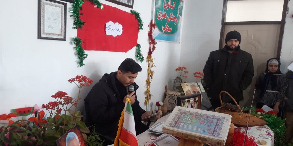 نمایشگاه صنایع دستی بچههای مسجد کانون فرهنگی و هنری سحاب نقده افتتاح شد