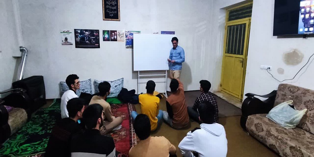 استقبال گرم بچههای مسجد آذربایجان غربی از دهه فجر