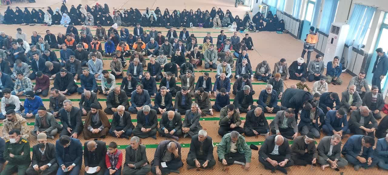 برپایی میز خدمت ادارات در محل مصلی امام هادی (ع) پاتاوه