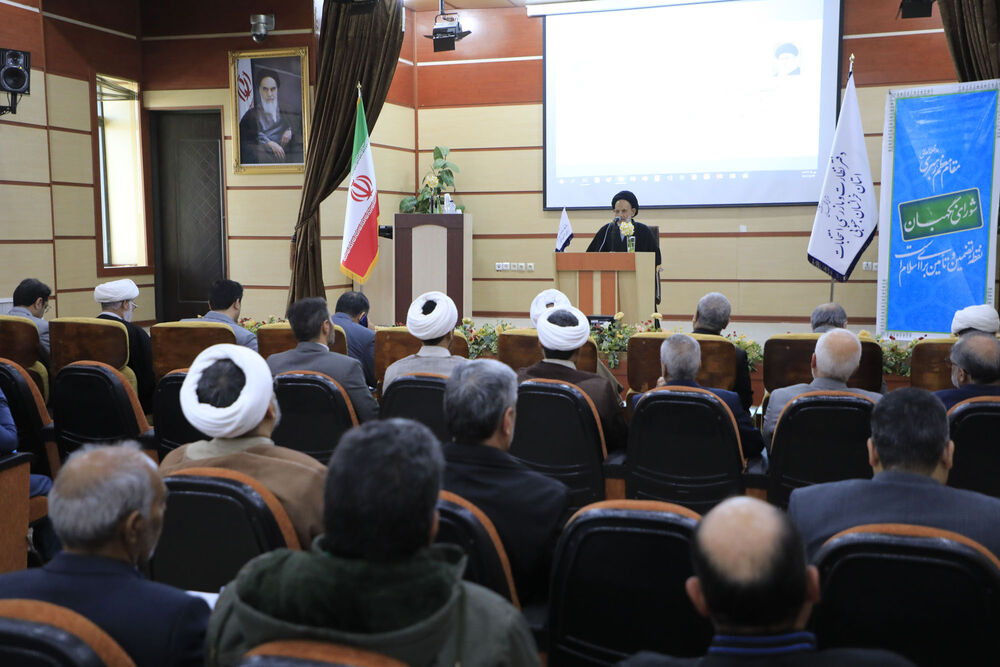 همایش توجیهی آموزشی هیات‌های نظارت بر انتخابات در خراسان جنوبی