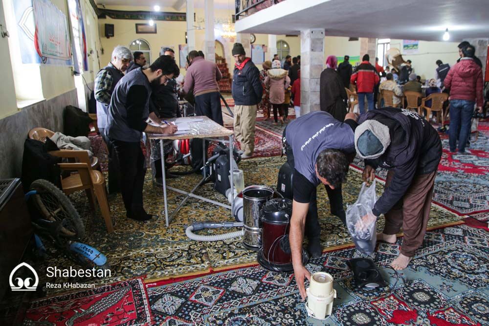 اردوی جهادگران اصناف به مردم روستای «عبدل‌آباد» بجنورد