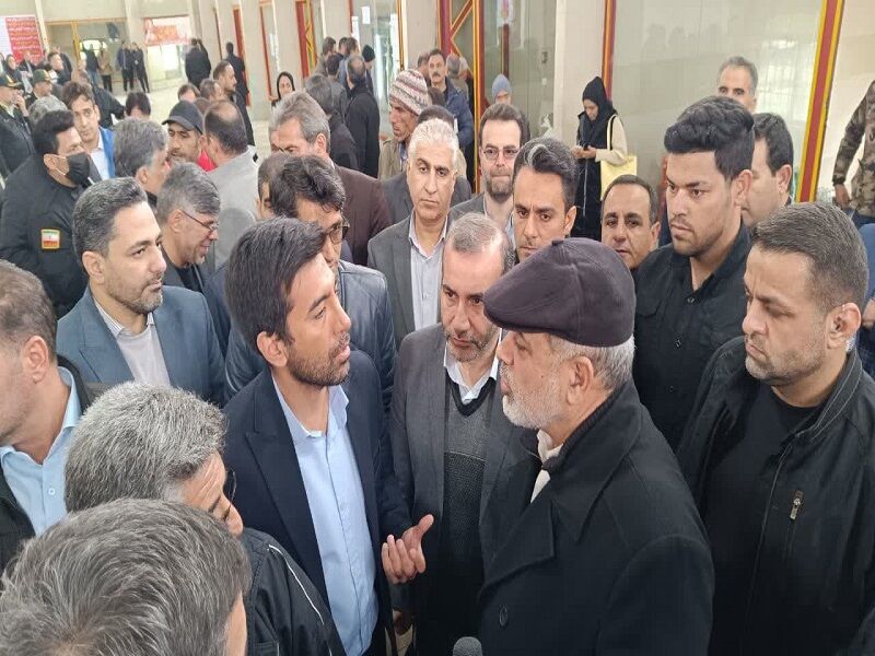 تلاش دولت رساندن اجناس با قیمتهای مناسبتری به دست مردم است