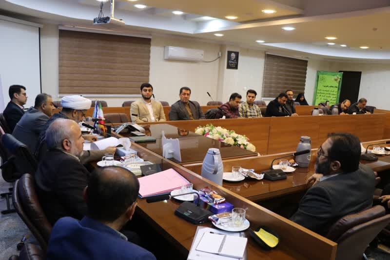 کاهش کیفیت خدمت به ارباب رجوع حق الناس است