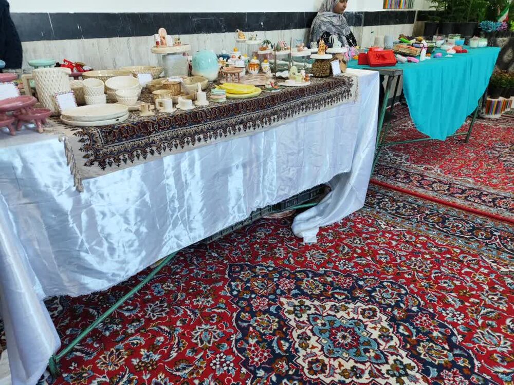 نمایشگاه دستاوردهای کانونهای بانوان دریچهای به سمت امید